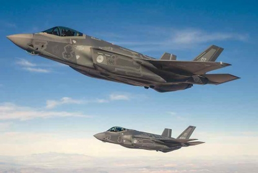 F-35 Joint Strike Fighters (JSF) • <a style="font-size:0.8em;" href="http://www.flickr.com/photos/139546847@N02/24827663389/" target="_blank">View on Flickr</a>