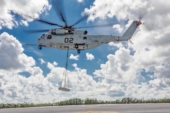 CH-53K completes initial operational testing • <a style="font-size:0.8em;" href="http://www.flickr.com/photos/139546847@N02/30004029474/" target="_blank">View on Flickr</a>