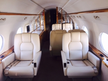 Mente Group's Gulfstream IV features  2014 G450 interior including Rockwell Collins Venue • <a style="font-size:0.8em;" href="http://www.flickr.com/photos/139546847@N02/30468753010/" target="_blank">View on Flickr</a>