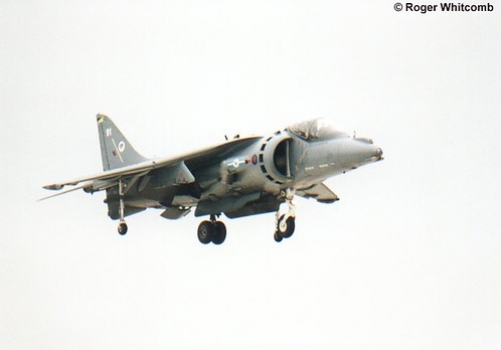 BAE Harrier GR-7 • <a style="font-size:0.8em;" href="http://www.flickr.com/photos/139546847@N02/30283265176/" target="_blank">View on Flickr</a>