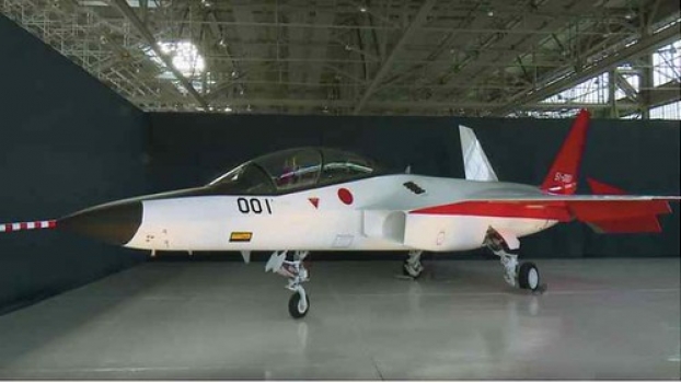 Japan unveils new fifth generation stealth fighter jet • <a style="font-size:0.8em;" href="http://www.flickr.com/photos/139546847@N02/24568530963/" target="_blank">View on Flickr</a>
