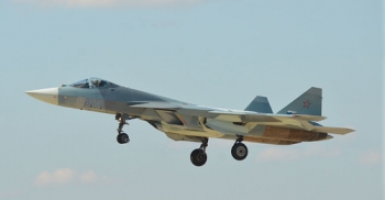 Sukhoi T-50 • <a style="font-size:0.8em;" href="http://www.flickr.com/photos/139546847@N02/29687454773/" target="_blank">View on Flickr</a>