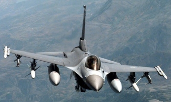 f-16c • <a style="font-size:0.8em;" href="http://www.flickr.com/photos/139546847@N02/30021460310/" target="_blank">View on Flickr</a>